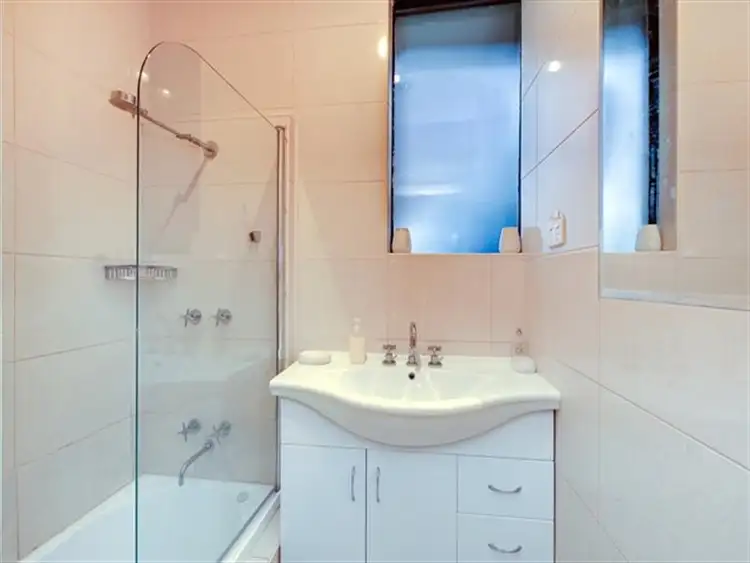 Sixth view of Homely house listing, 4 Armstrong Street, Reservoir VIC 3073