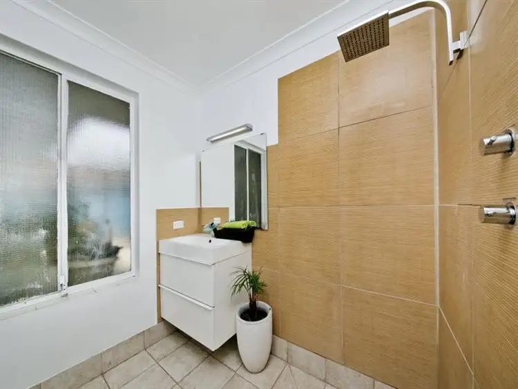 Sixth view of Homely house listing, 7 Salacia Court, Alexander Heights WA 6064