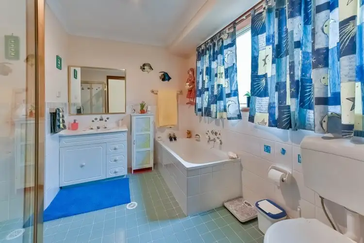 Seventh view of Homely house listing, 2/10 Azalea Place, Macquarie Fields NSW 2564