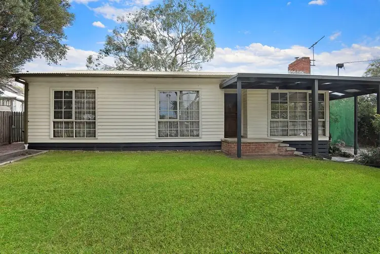 Second view of Homely house listing, 7 Reeves Street, Watsonia VIC 3087