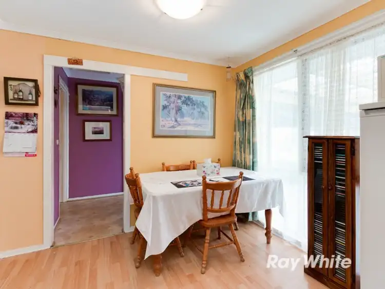 Sixth view of Homely house listing, 5 Oxley Court, Cranbourne North VIC 3977