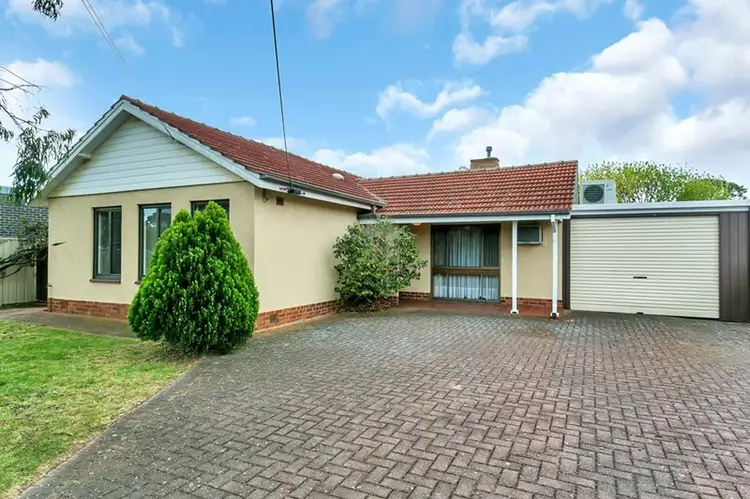 31 Ballara Avenue, Warradale SA 5046
