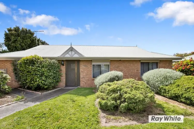 2/44 Walton Street, Cowes VIC 3922