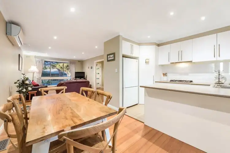 Fourth view of Homely unit listing, 14 PICCADILLY Court, Kilsyth VIC 3137