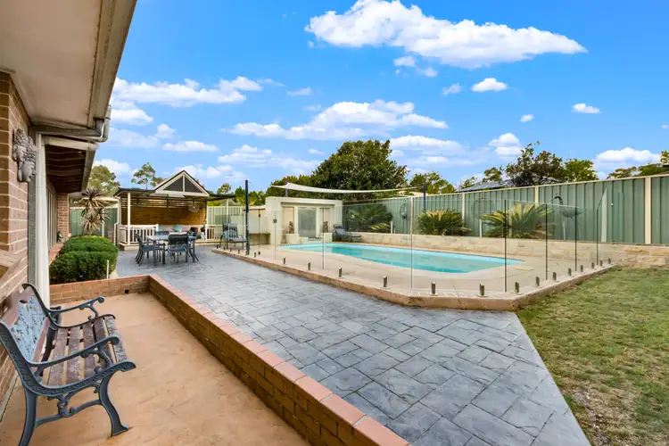 11 Nash Place, Currans Hill NSW 2567