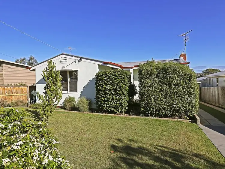 22 Clarke Avenue, Belmont VIC 3216