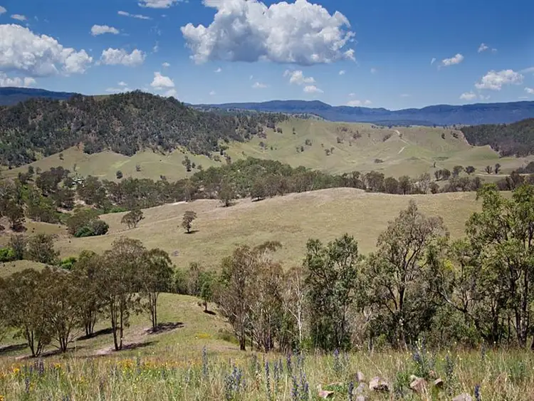 Sixth view of Homely house listing, 165 Table Rock Road, Kanimbla NSW 2790
