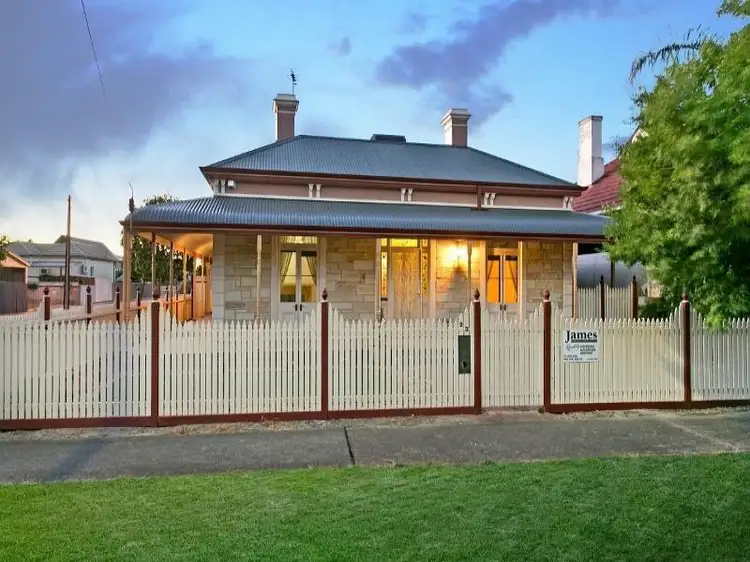 23 Melbourne Place, Alberton SA 5014