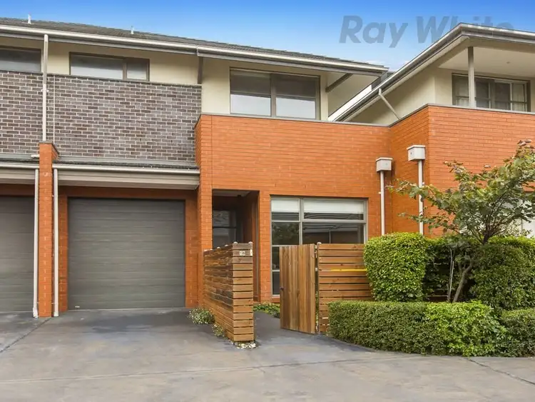 16/9 Manikato Avenue, Mordialloc VIC 3195