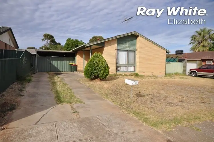 4 Coorara Court, Craigmore SA 5114