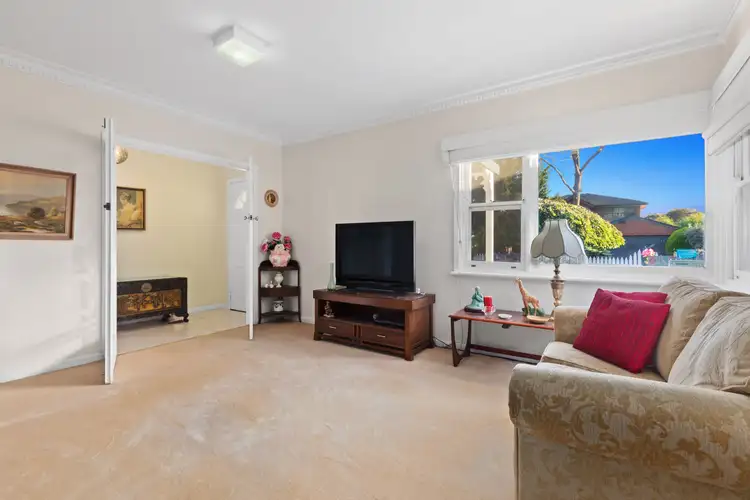 Fifth view of Homely house listing, 5 Una Street, Mount Waverley VIC 3149