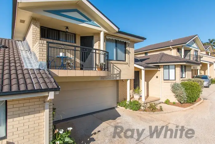 Main view of Homely townhouse listing, 5/42 Kenibea Avenue, Kahibah NSW 2290