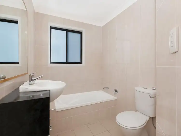 Sixth view of Homely townhouse listing, 4/46 Cunningham Street, Taringa QLD 4068