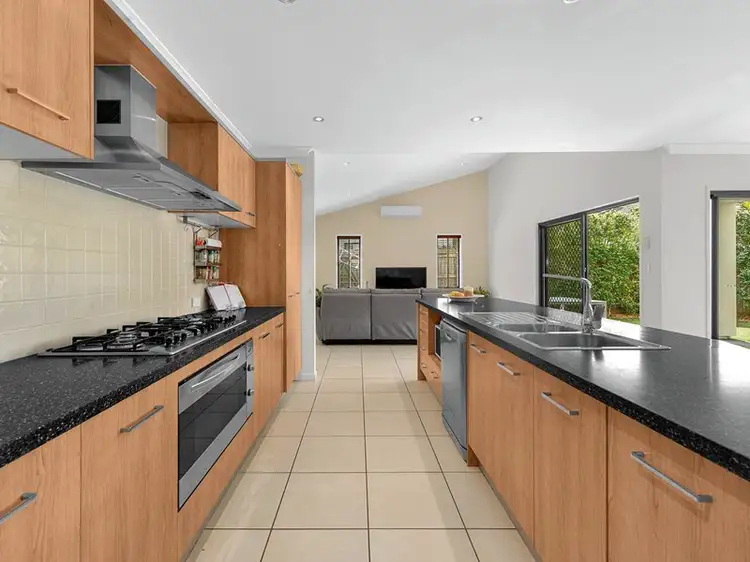 Second view of Homely house listing, 48/1 Celestial Court, Carina QLD 4152