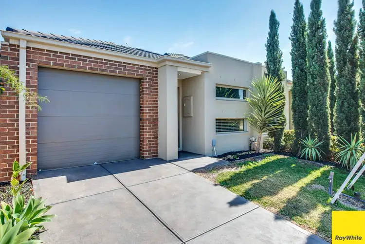 1/21 Starflower Way, Truganina VIC 3029