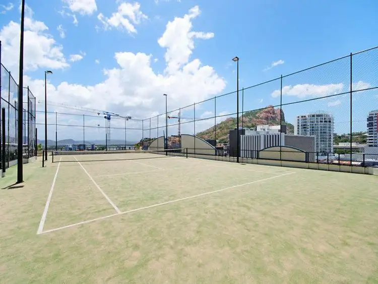 14/86-124 Ogden Street, Townsville City QLD 4810