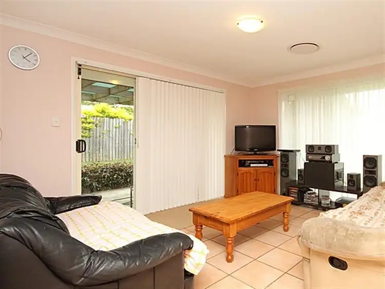 Fifth view of Homely house listing, 4 Bowerbird Close, Doolandella QLD 4077
