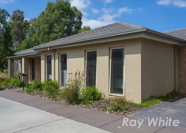 41 James Hird Drive, Hastings VIC 3915