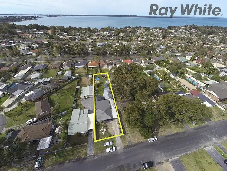 17 Discombe Avenue, Kanwal NSW 2259