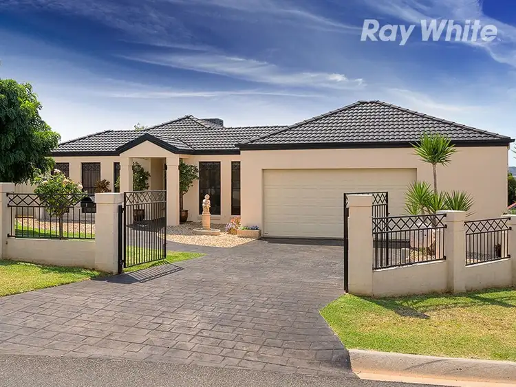 1 O'Mahony Close, Lavington NSW 2641