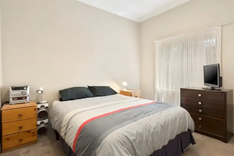 Fourth view of Homely unit listing, 4/13-15 McEwan Road, Heidelberg Heights VIC 3081