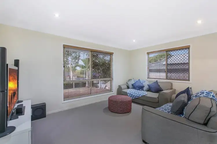 Fourth view of Homely house listing, 8 Johnston Avenue, Birkdale QLD 4159