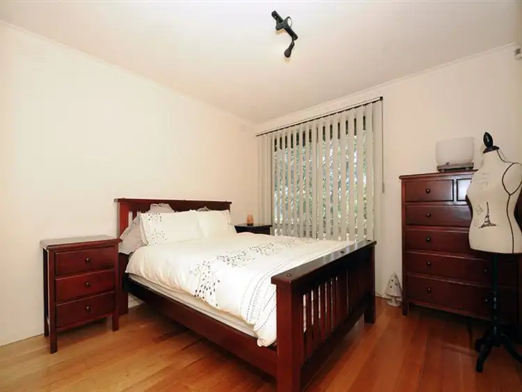 Seventh view of Homely house listing, 18 Larool Crescent, Seaford VIC 3198