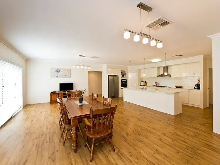 Second view of Homely house listing, 28 Heronwood Glade, Harrisdale WA 6112