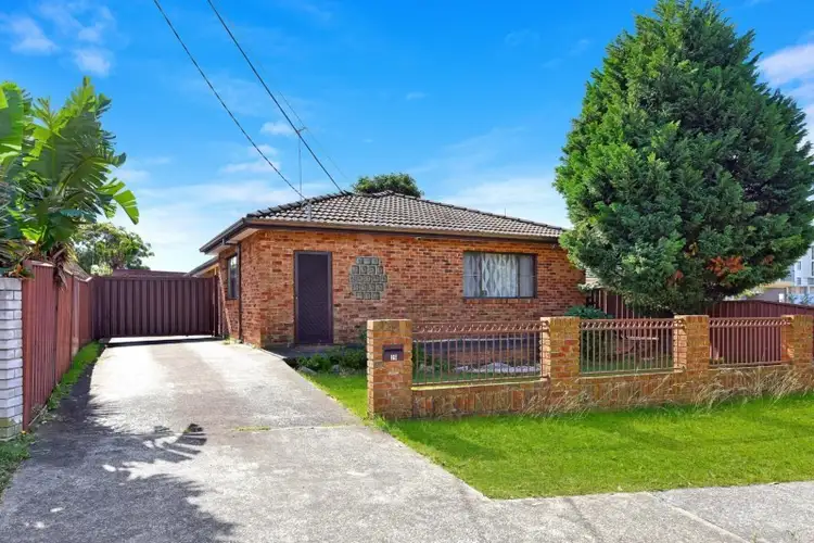 Second view of Homely house listing, 25 Grace Campbell Crescent, Hillsdale NSW 2036