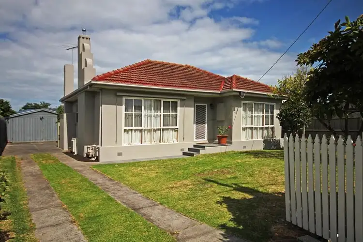 2A Scotch Parade, Chelsea VIC 3196