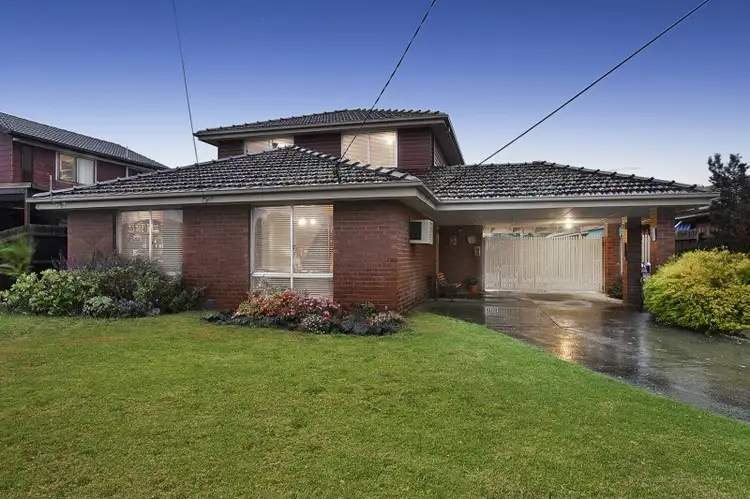 19 Turramurra Drive, Keysborough VIC 3173