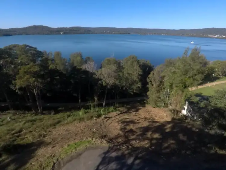 154 Broadwater Drive, Saratoga NSW 2251