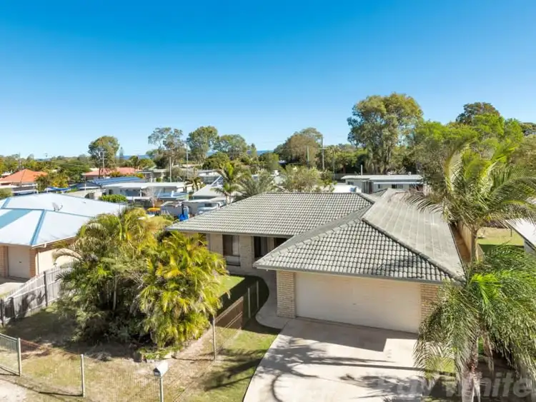 26 Columbia Drive, Beachmere QLD 4510