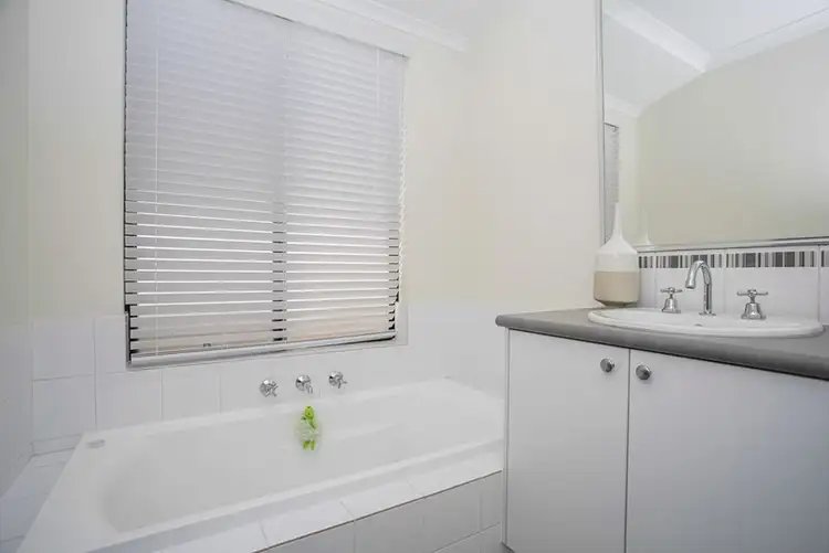 Seventh view of Homely house listing, 30 Millot Vista, Caversham WA 6055