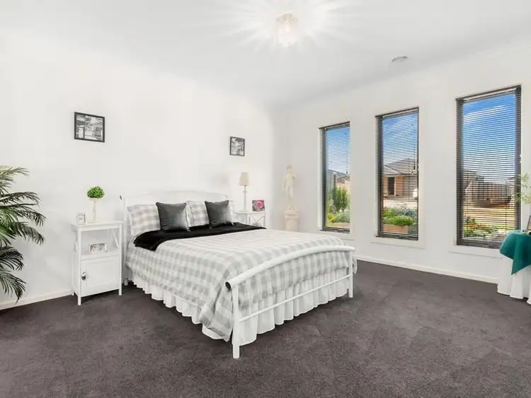 Seventh view of Homely house listing, 17 Golden Avenue, Warragul VIC 3820