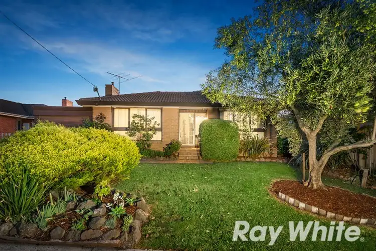 28 Witchwood Crescent, Burwood East VIC 3151