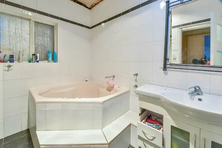 Fifth view of Homely house listing, 6 Bland Street, Bradbury NSW 2560