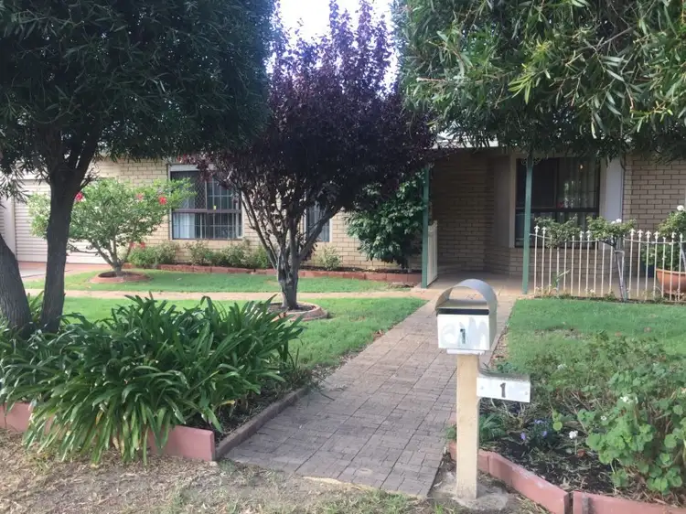 1 Dagenham Crescent, Midvale WA 6056