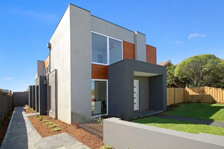 1/318 Bell Street, Coburg VIC 3058