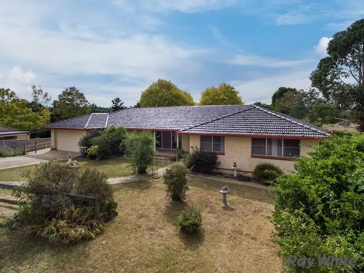 11 Chestnut Avenue, Armidale NSW 2350