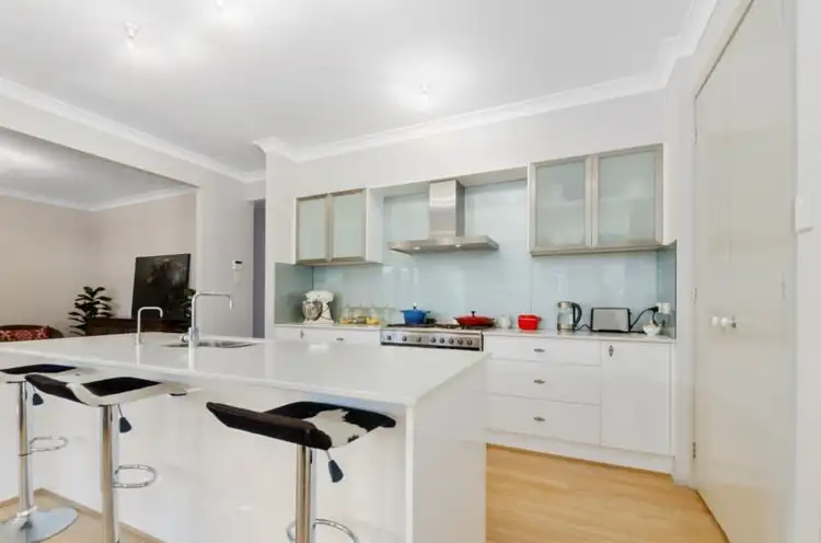 50 May Street, Robertson NSW 2577
