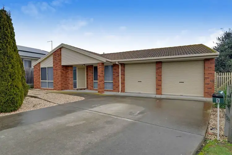 Second view of Homely house listing, 5 Senade Court, Traralgon VIC 3844