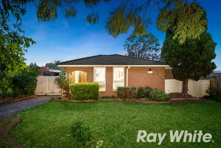 4 Lumeah Crescent, Ferntree Gully VIC 3156