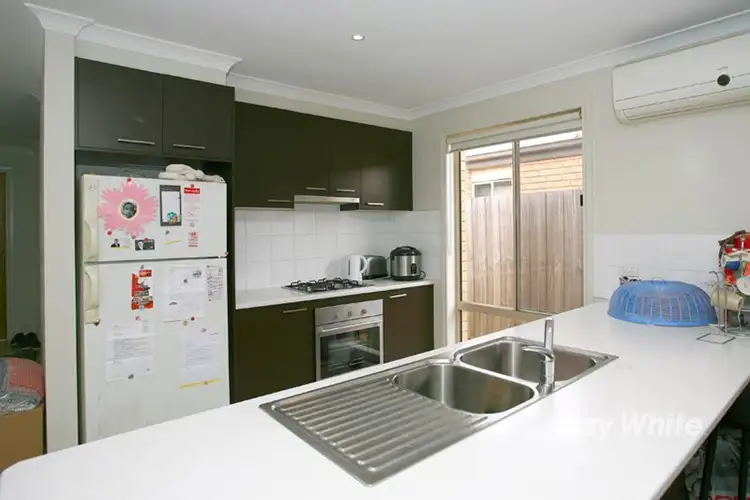 Seventh view of Homely house listing, 21 Pepperbush Circuit, Cranbourne VIC 3977