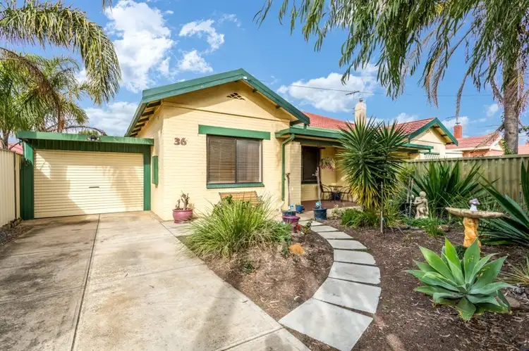 36 Carnarvon Terrace, Largs North SA 5016
