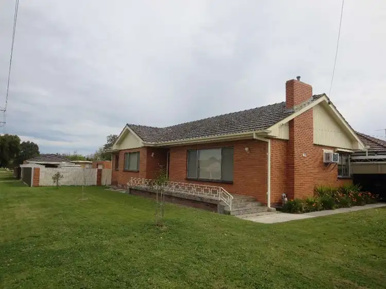 199 Kooba Street, North Albury NSW 2640
