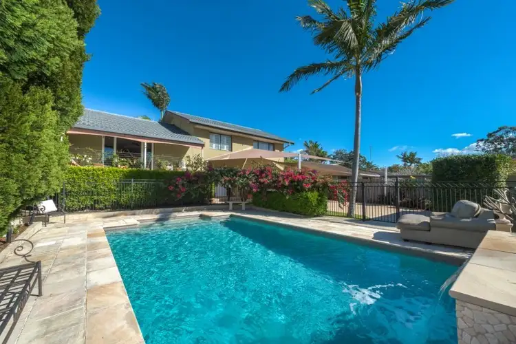 122 Slatyer Avenue, Bundall QLD 4217