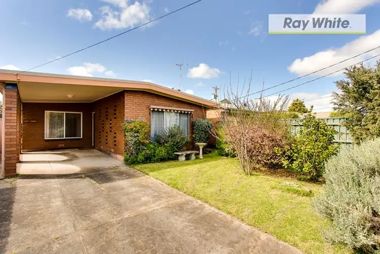 113 First Avenue, Rosebud VIC 3939