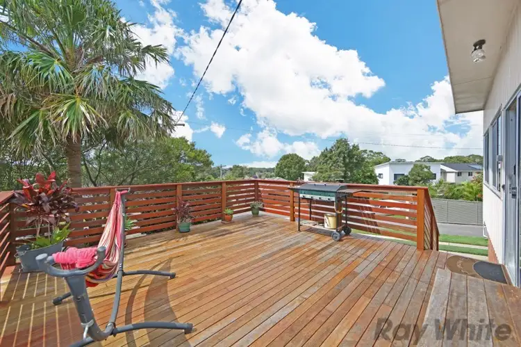 Third view of Homely house listing, 4 Woodlawn Drive, Budgewoi NSW 2262