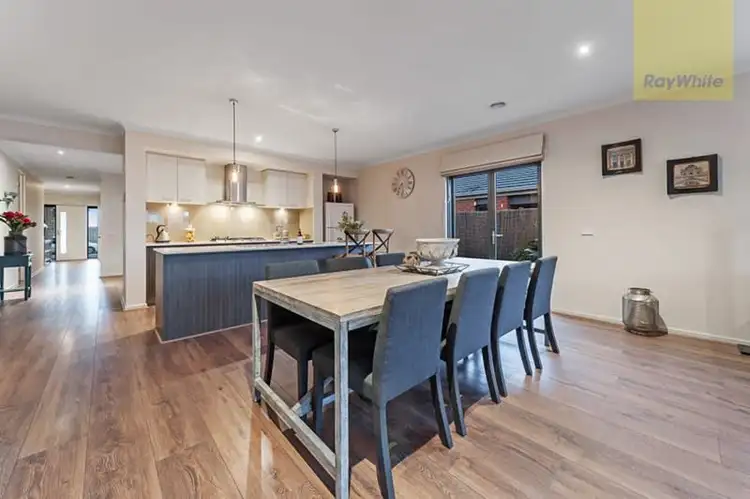 Fifth view of Homely house listing, 28 Cable Circuit, Craigieburn VIC 3064